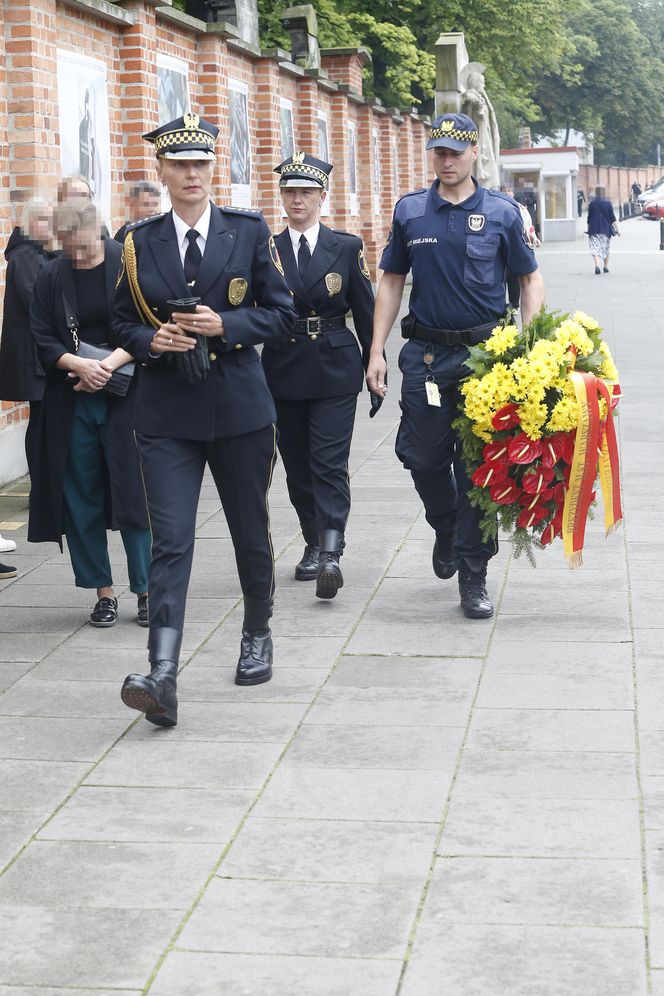 Pogrzeb Joanny Kołaczkowskiej. To jej ostatnie pożegnanie! Msza w kościele i świecka ceremonia