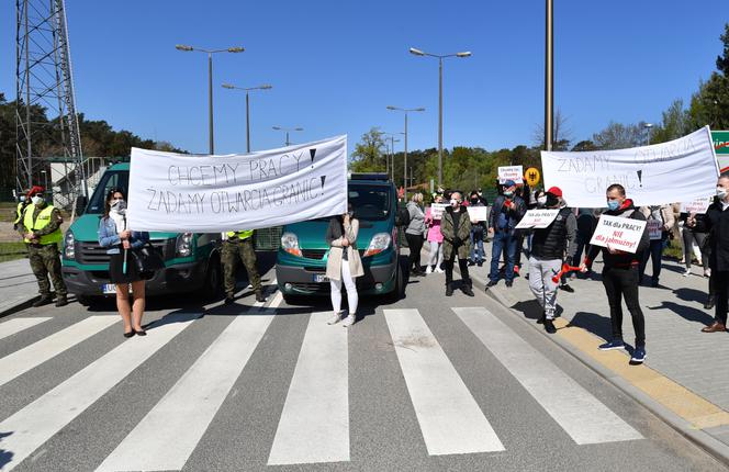 Protesty na granicy w Świnoujściu - 8 maja 2020
