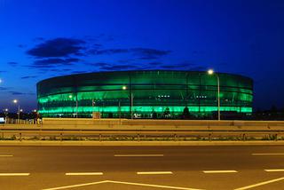 Wrocławski stadion zmienia kolor. Na zielony [WIDEO]
