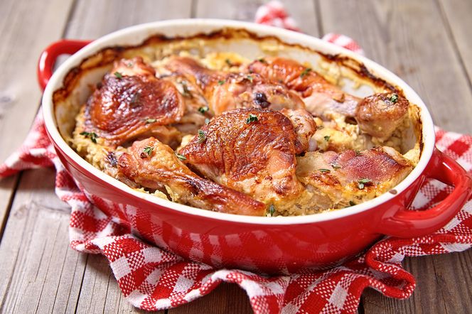 Obłędne nóżki kurczaka zapieczone w sekretnym sosie: łatwy przepis na obfity obiad palce oblizać!