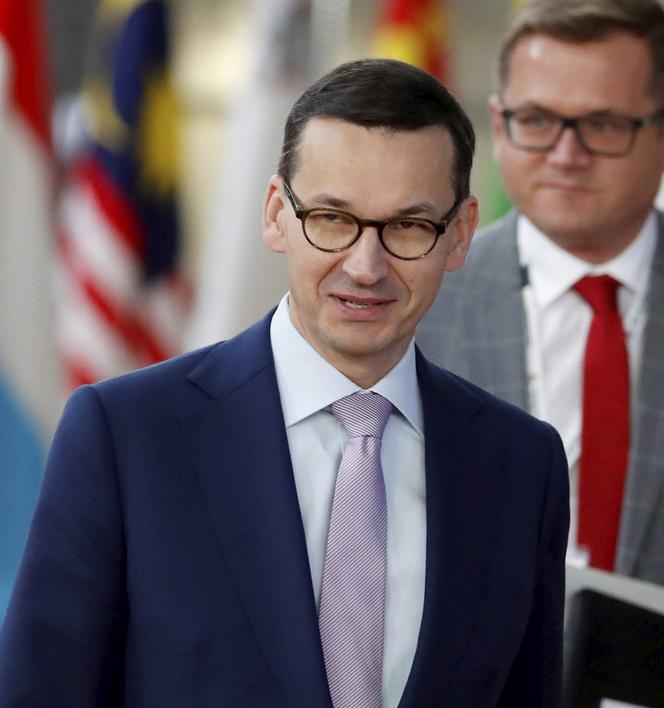 Morawiecki zyskuje, Tusk traci