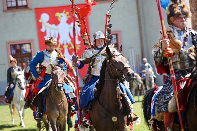 Husaria - przykład jazdy polskiej z XVI i XVII wieku