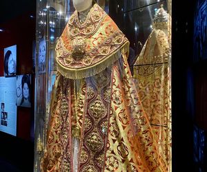 Cinecittà Studios, kostium z serialu Młody papież