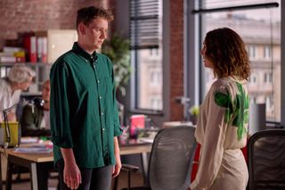 Na Wspólnej odc. 3919. Kuba (Kacper Łukasiewicz), Barbara Pulchny (Izabela Warykiewicz) 