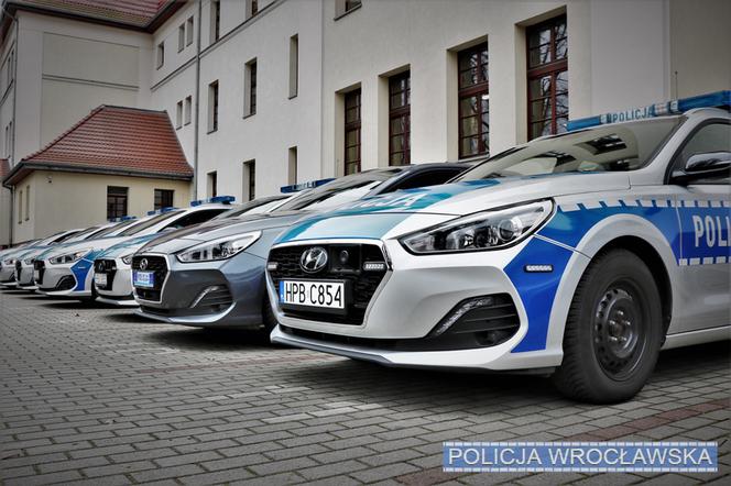Nowe radiowozy we Wrocławiu