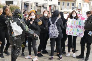 Białystok: Młodzieżowy Strajk Klimatyczny - Najpierw natura, potem matura