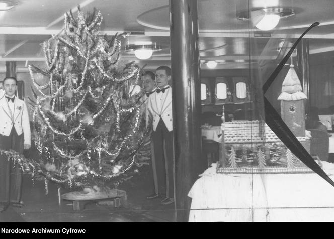 Wigilia na statku pasażerskim "Batory" (1937)