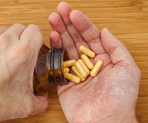 Jak szybko uzupełnić niedobór witaminy B12? Tę jedną rzecz rób codziennie