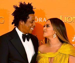 Jay-Z oskarżony o gwałt na 13-latce. Miał to zrobić z Diddym! Mąż Beyonce wydał oświadczenie