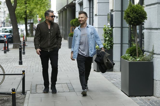 Zaskakujące kulisy życia Kuby Badacha. Śpiewał w chórkach u największych gwiazd, a jego ślub był wydarzeniem roku