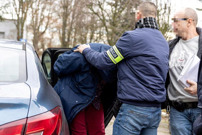 3,5-letnia Helenka skrajnie wygłodzona. Rodzice doprowadzeni do prokuratury