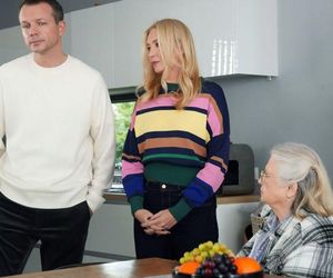 Barwy szczęścia odc. 3165. Bruno  (Lesław Żurek), Karolina (Marta Dąbrowska), Amelia (Stanisława Celińska)