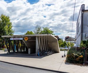 Okolice stacji metro Zacisze w Warszawie