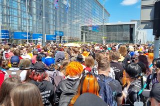 Pyrkon 2025 wystartował! Potężne kolejki przed MTP! [ZDJĘCIA]