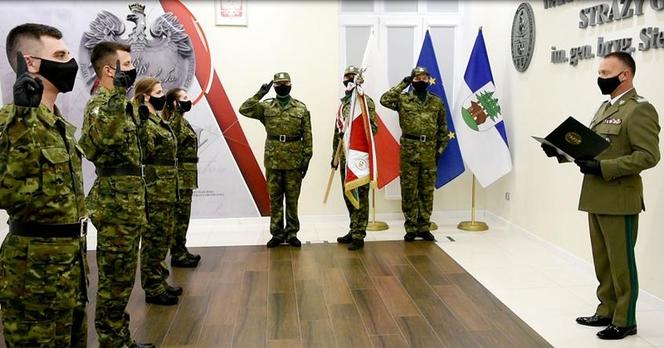 Warmińsko-mazurskie. Ślubowanie funkcjonariuszy straży granicznej [ZDJĘCIA]