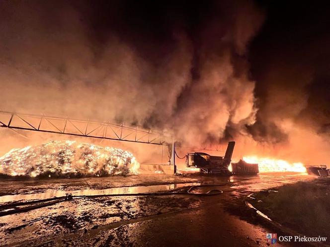 Pożar składowiska odpadów w Promniku (gm. Strawczyn)