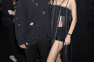 Leon Myszkowski, syn Justyny Steczkowskiej brylował na salonach z ukochaną. Czułościom nie było końca!