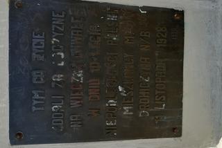 Wycieczka krajoznawcza Muzeum Regionalnego w Siedlcach śladem upamiętnień wojny polsko-bolszewickiej z 1920 roku