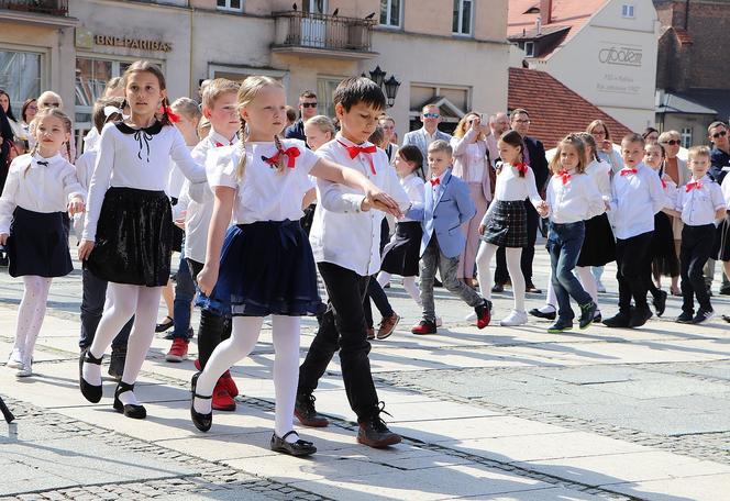 Kalisz: zatańczą poloneza, by pobić rekord Polski!