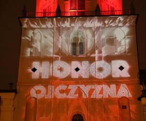 „Ojcowie Niepodległej” – wyjątkowy mapping na Wieży Trynitarskiej w Lublinie przed 11 listopada