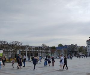 Wielkanoc w Sopocie. Tłumy turystów przyjechały, by spędzić święta nad morzem 