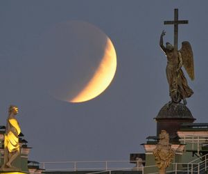 Krwawy Księżyc. Całkowite zaćmienie Księżyca obserwowane na całym Świecie