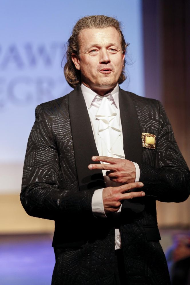 Syn Jakimowicza zadebiutował w TV! Co na to kontrowersyjny ojciec?