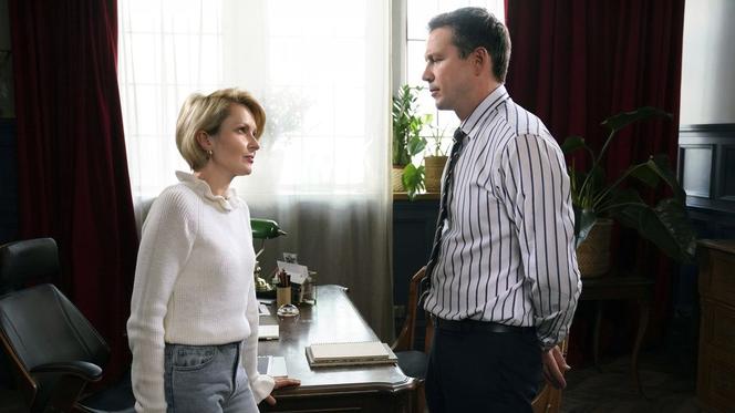 Barwy szczęścia, odc. 2404: Bożena (Marieta Żukowska), Bruno (Lesław Żurek)
