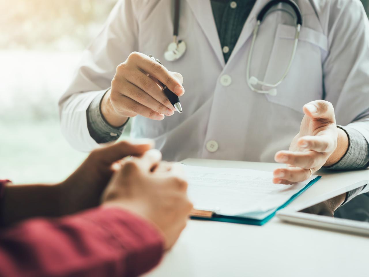 MNIEJ nas CHOROWAŁO czy WIELU WOLAŁO nie odwiedzać lekarza?