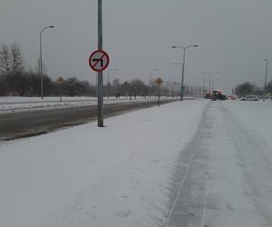 Atak zimy w Białymstoku. Fatalne warunki w mieście i Podlaskiem [ZDJĘCIA]