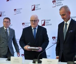 Wybory prezydenckie 2025 NA ŻYWO Wyniki wyborów, incydenty wyborcze i frekwencja RELACJA LIVE
