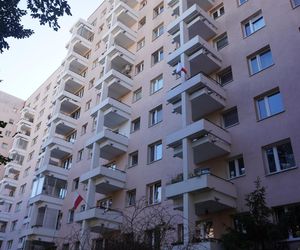 Blok przy ul. Sonaty 6 na Mokotowie, w którym żył Beksiński