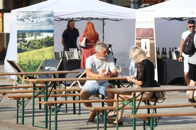 Trwa Fiesta Vinoteki w Katowicach. Degustacje, tańce i warsztaty na rynku