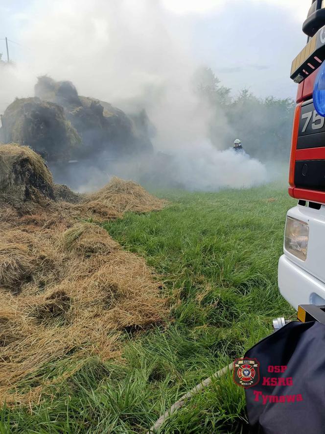 Pożar siana w Tymowej. Strażacy dwa razy wracali na miejsce zdarzenia