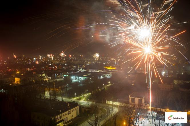 Huczne powitanie 2020! Niebo rozświetliło się barwnymi fajerwerkami