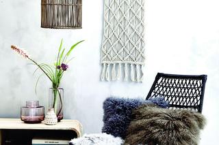 Lampy z ażurowymi abażurami 