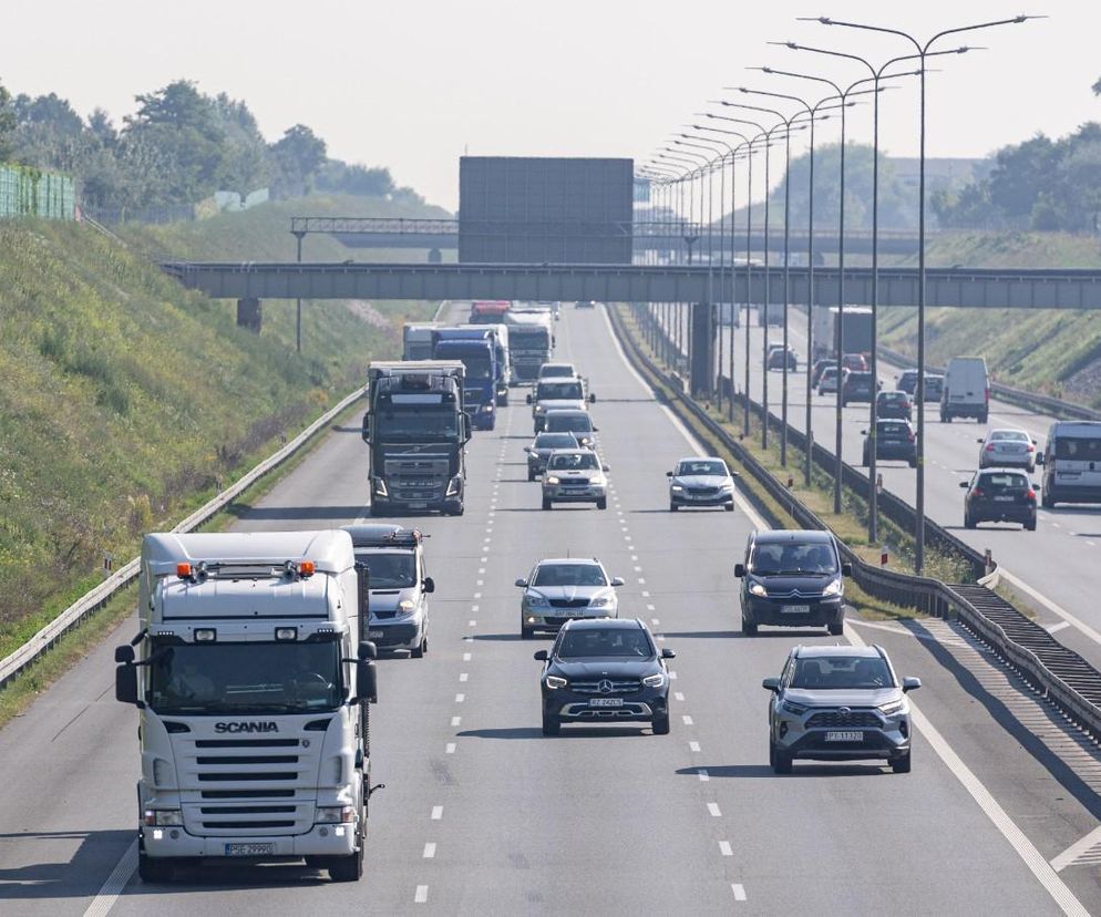 Aż cztery pasy ruchu w każdą stronę. To będzie najszersza autostrada w Polsce. Decyzja zapadła