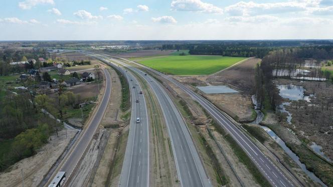 Szybsza podroż do stolicy. Drogowcy oddają kolejne fragmenty trasy S7