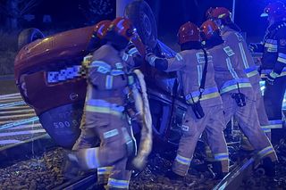 Dachowanie na torach tramwajowych w Warszawie