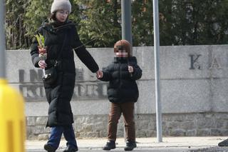 Marta Kaczyńska z synkiem Stanisławem wybrała się w niedzielę palmową do kościoła