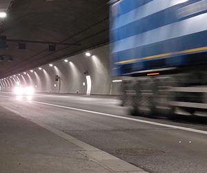 Tunel na zakopiance S7, pod Luboniem Małym 