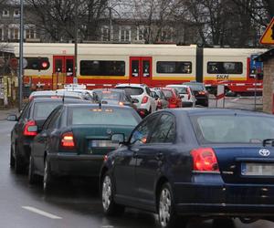 Nowy tunel i wiadukt powstaną w Rembertowie. Miasto podpisało umowę