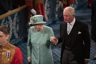 Czy Elżbieta II zaraziła się koronawirusem? Kiedy ostatni raz widziała się z Karolem?