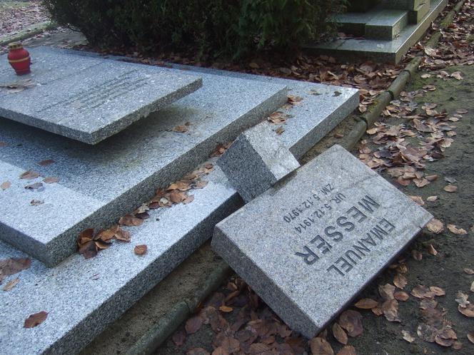 Wandalizm na Cmentarzu Centralnym w Szczecinie