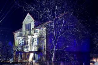 Horror pod Wyszkowem. Wioletta i jej babcia zginęły w ogniu. Ich dom strawiły płomienie