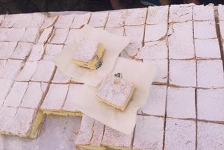 Gigantyczna kremówka papieska w Rzeszowie już rozdana!