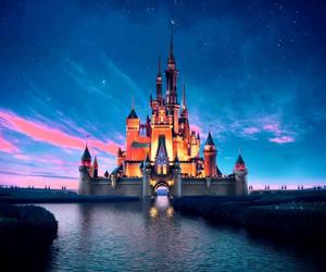 QUIZ: Disney i najpiękniejsze bajki. Jak dobrze znasz wszystkie kultowe piosenki? Sprawdź, czy wiesz kto je śpiewał