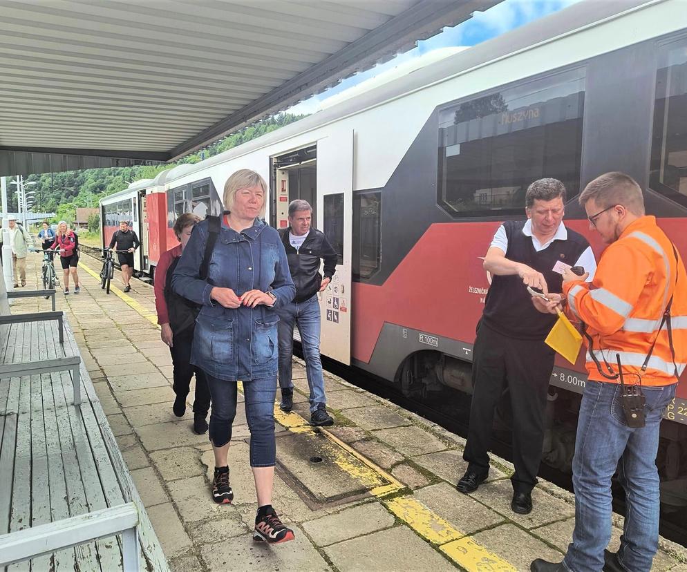 Na tory wrócił Belianski Express.  Pociąg łączy Muszynę ze słowackim  Popradem 