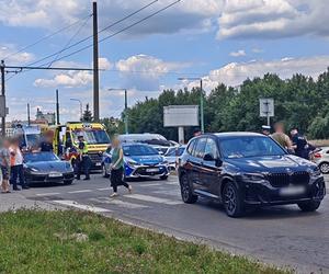 Tychy: 76-letni kierowca BMW potrącił kobietę na pasach. Trafiła do szpitala