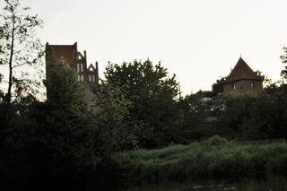 Zza zakrętu wyłonił sie Golub-Dobrzyń